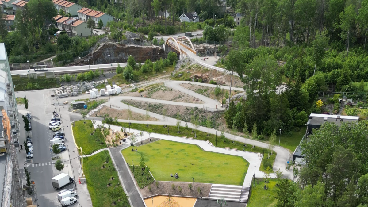 Bostadsområdet Vega i Haninge med nytt parkeringshus och modern stadsutveckling